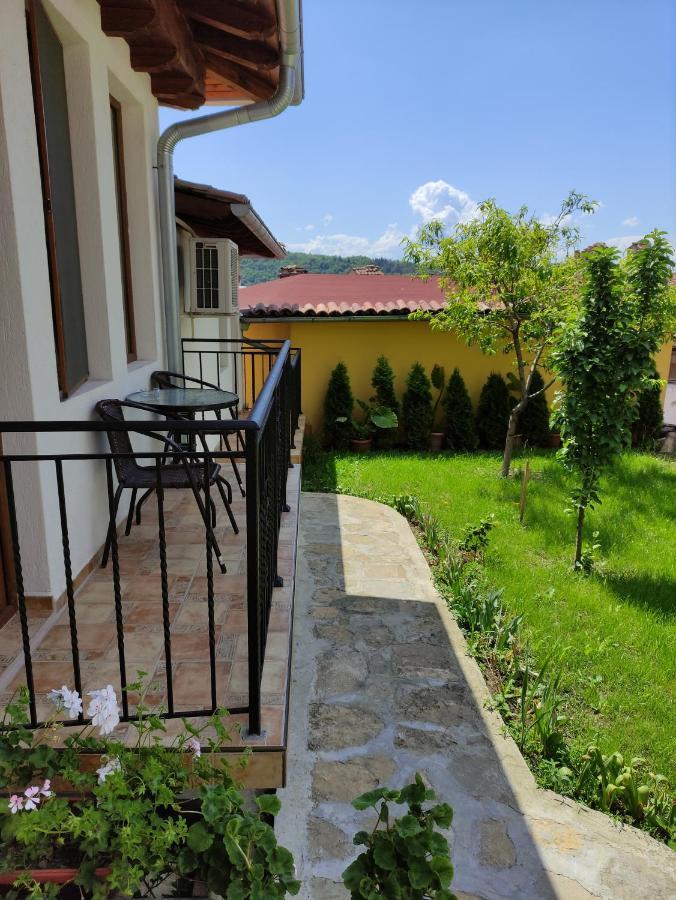 וליקו טורנובו Family Hotel "Slavianska Dusha" מראה חיצוני תמונה