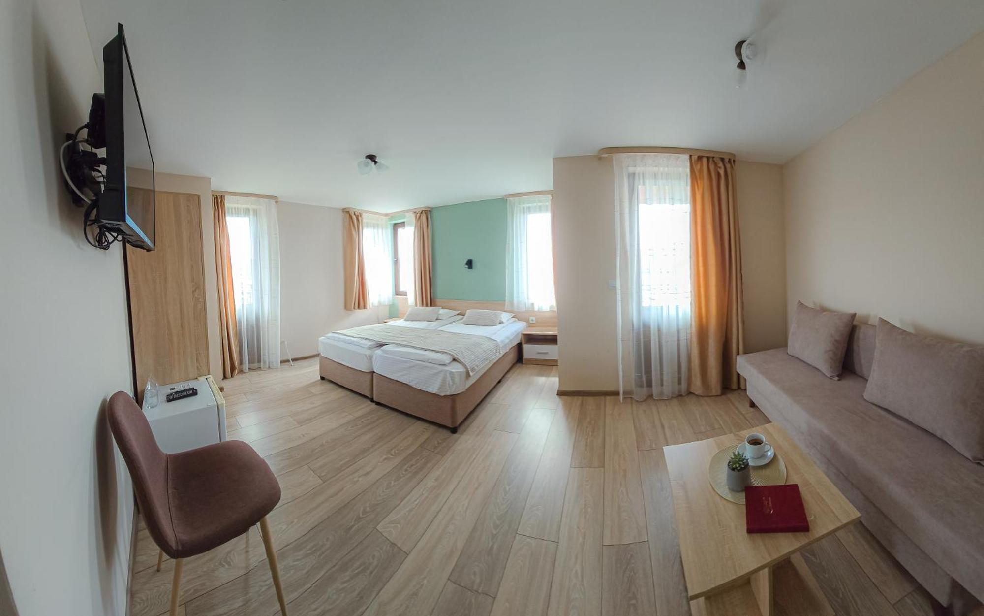 וליקו טורנובו Family Hotel "Slavianska Dusha" מראה חיצוני תמונה