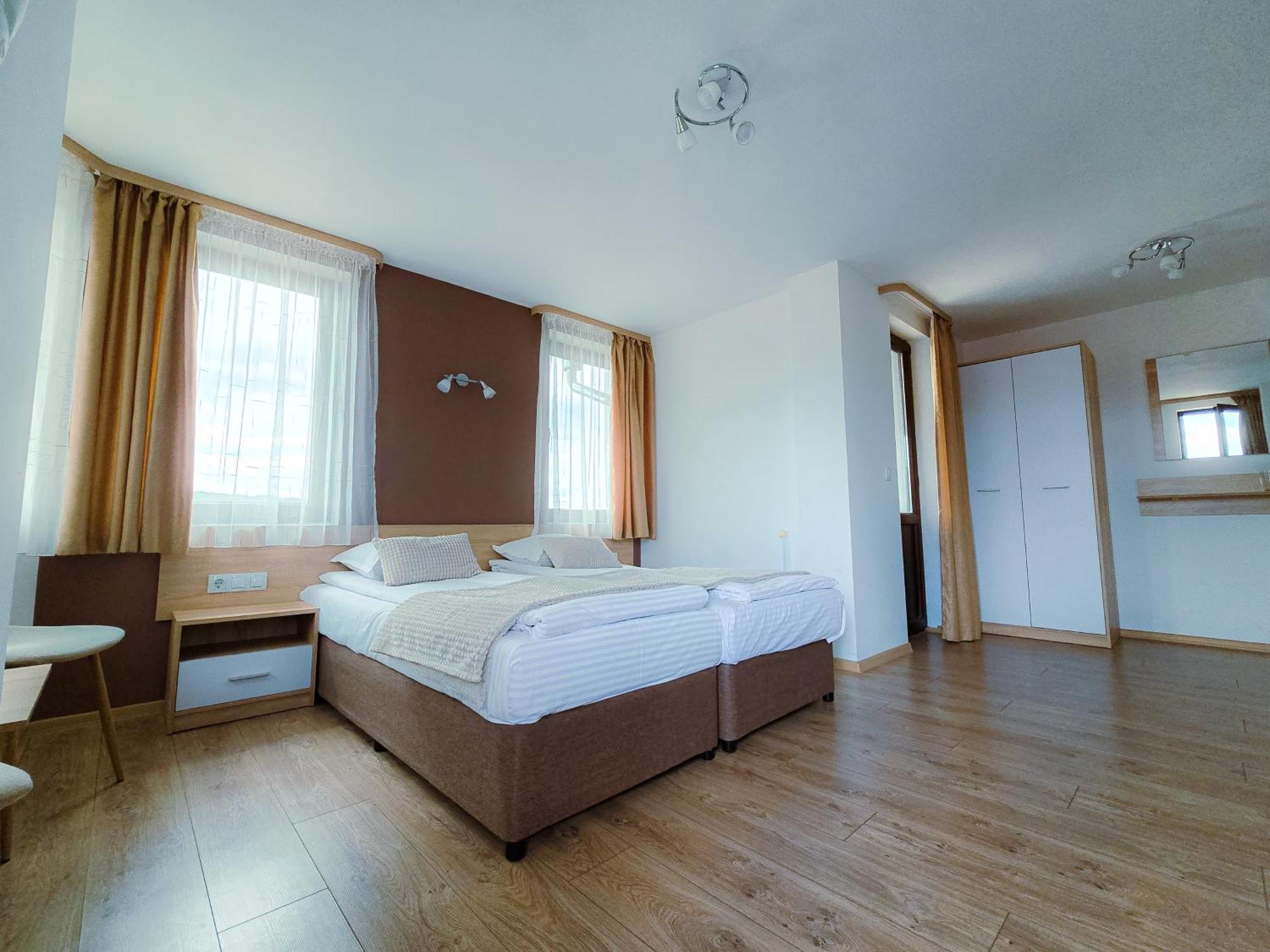 וליקו טורנובו Family Hotel "Slavianska Dusha" מראה חיצוני תמונה