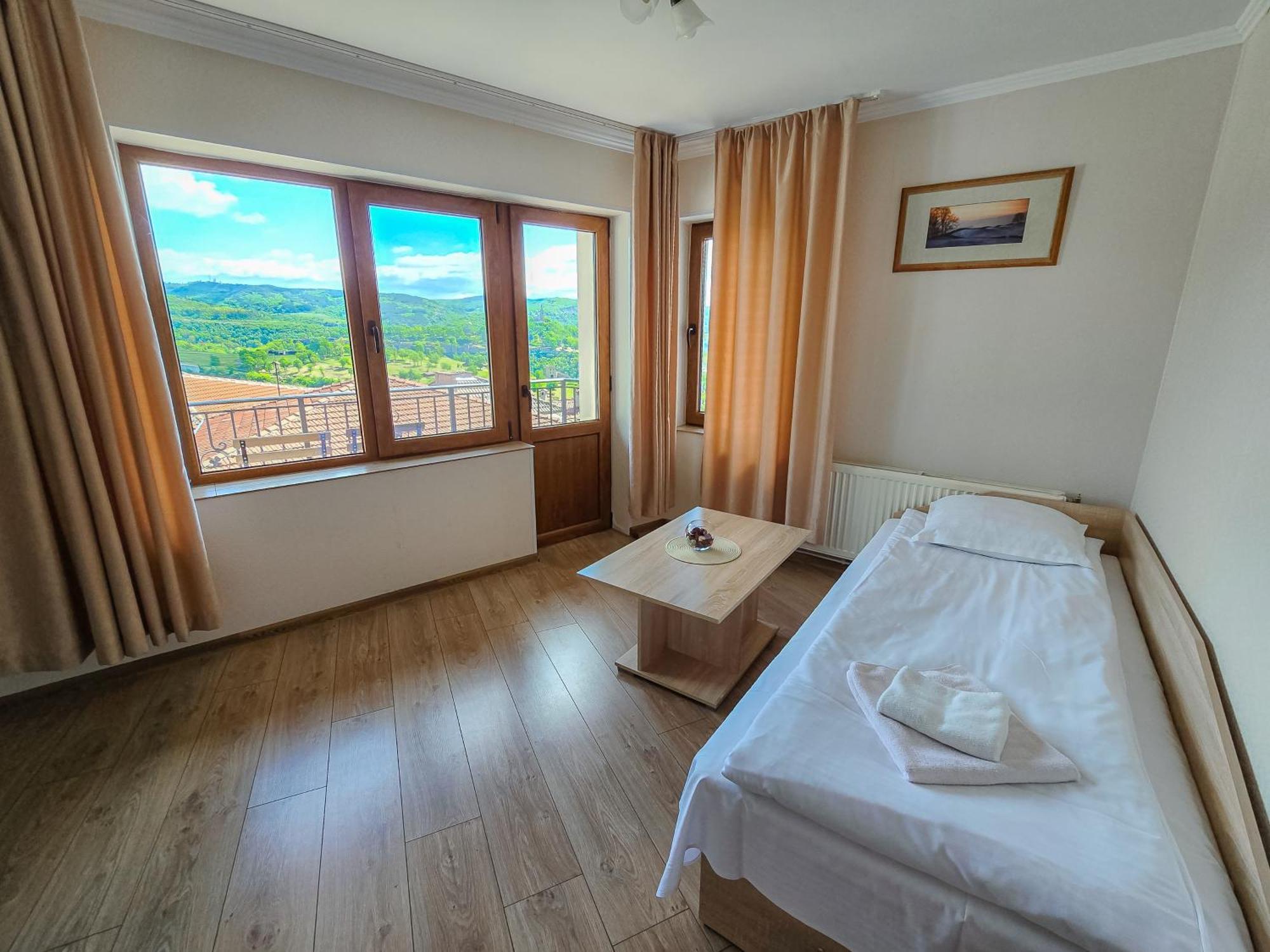 וליקו טורנובו Family Hotel "Slavianska Dusha" מראה חיצוני תמונה