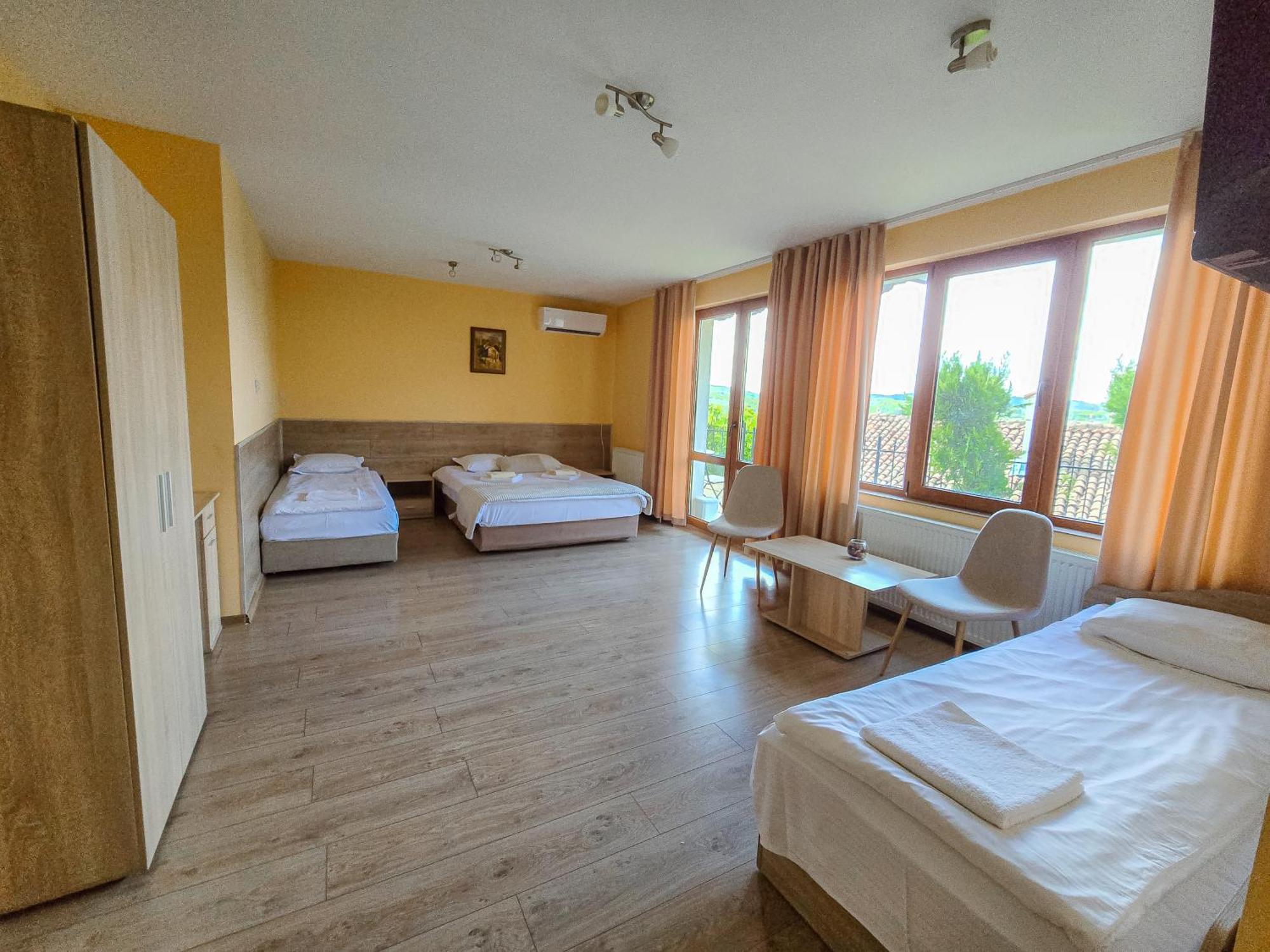 וליקו טורנובו Family Hotel "Slavianska Dusha" מראה חיצוני תמונה