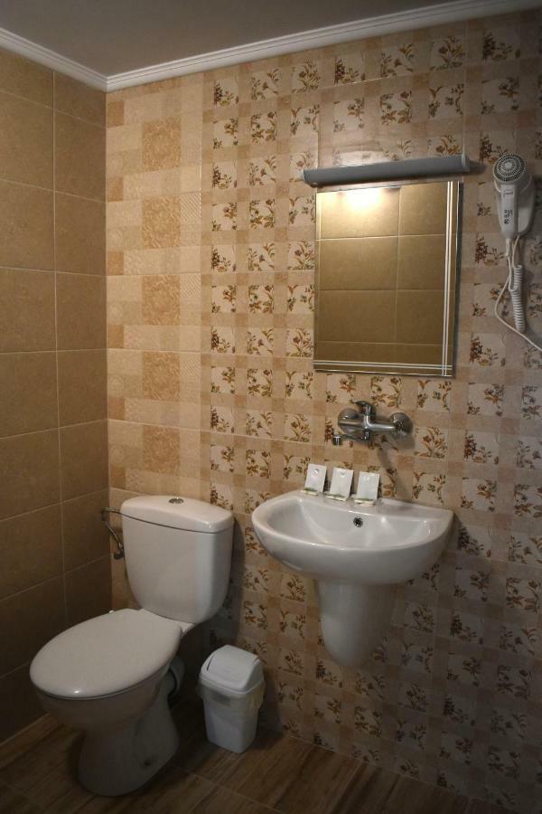וליקו טורנובו Family Hotel "Slavianska Dusha" מראה חיצוני תמונה